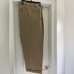 George men’s khaki pants